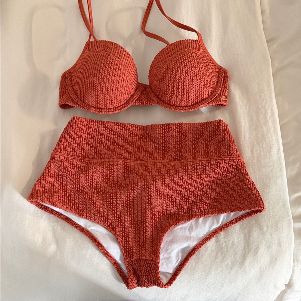 Women's Red Textured Bikini Set
